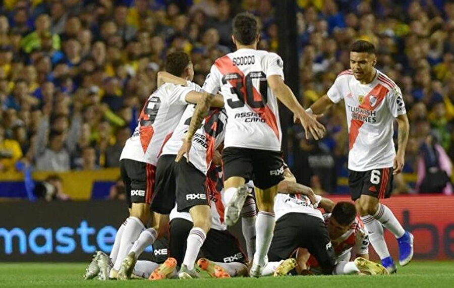 River Plate yarı final maçında Boca Juniors'ı elemşti.