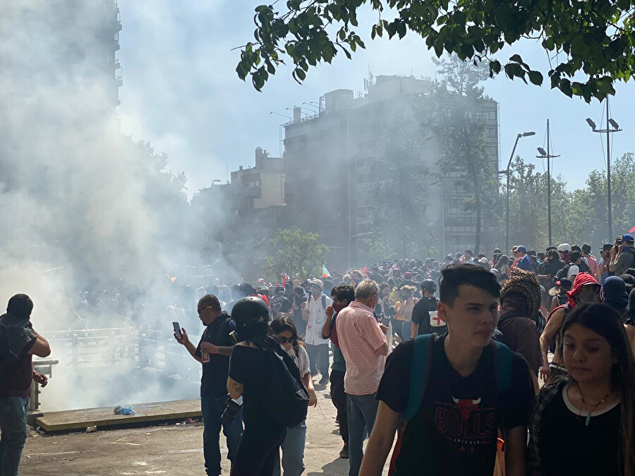 Protestolarda şiddet olayları her geçen gün artış kaydediyor.