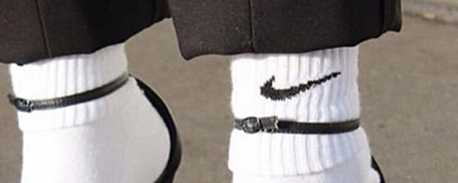 Sabah aceleyle mantıksız kombinler yapsam da ara beni lütfen