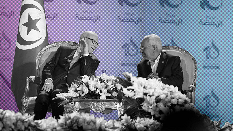 Dönemin Tunus Cumhurbaşkanı Sibsi (solda) ve Gannuşi bir toplantı sırasında 2016.