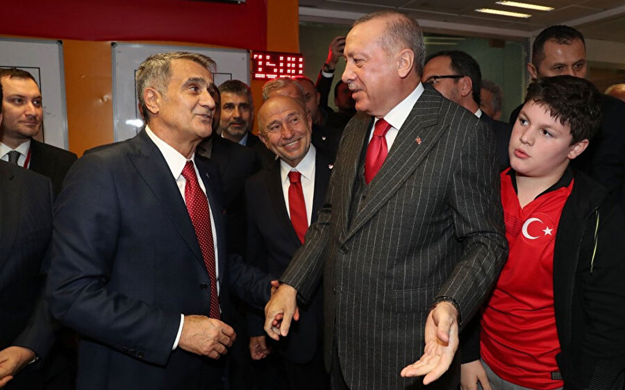 Şenol Güneş ve Cumhurbaşkanı Recep Tayyip Erdoğan. 
