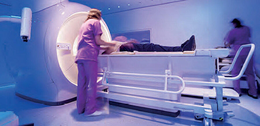 Bugün kanser denen vakaların büyük bir bölümü taramayla saptanıp hastalık konumuna sokuluyor, oysa ortada hastalık falan yok… 