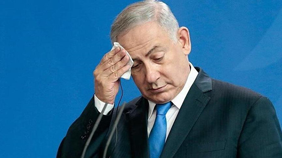 Netanyahu, polisin yolsuzluk soruşturmasında tanığa şantaj yaptığını iddia etti.