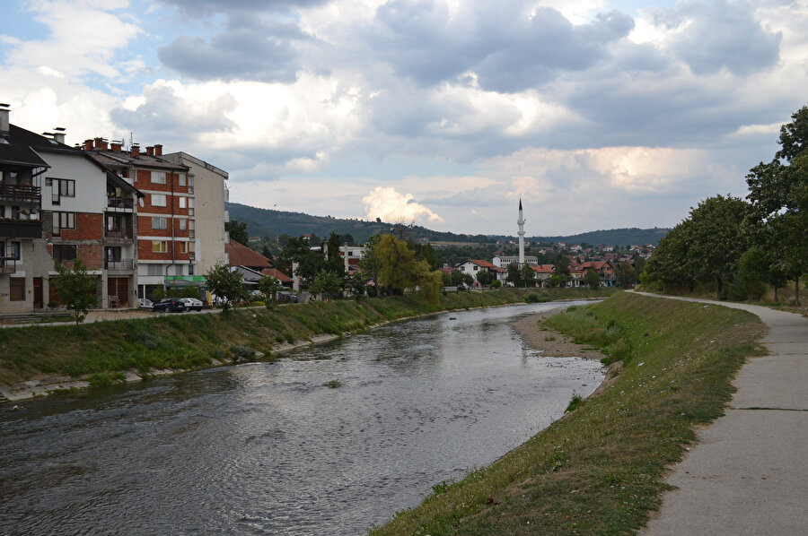 Donji Vakuf, Bosna-Hersek Federasyonu'na bağlı bir belediyedir.