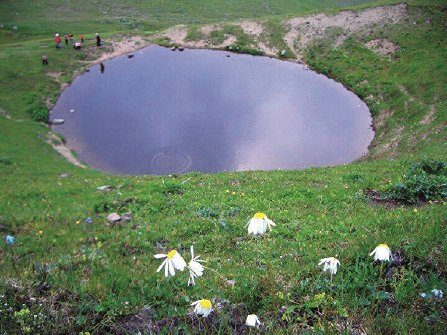 Gümüşhane Valiliği'nden yeni yapılan açıklamaya göre ise Dipsiz Göl'ün rehabilitasyonu için çalışma yapılacak.
