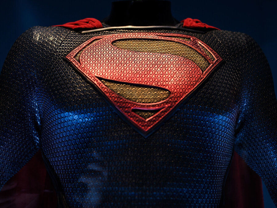 Yeni Superman filmi için görüşmelere başlandı.