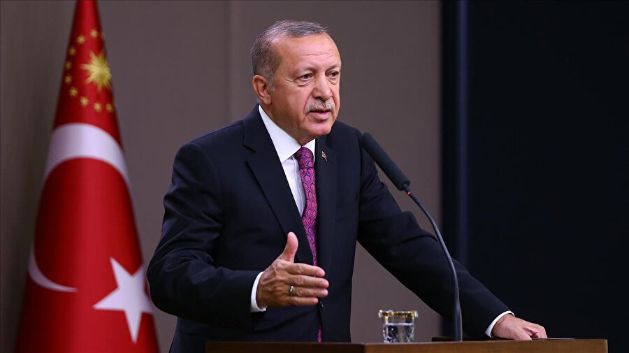 Cumhurbaşkanı Erdoğan, YÖK'ün 128 eğitim programından 14'ü için aldığı 'özel yetenek sınavı yerine merkezi sınavla öğrenci alınması' kararına itiraz etti.