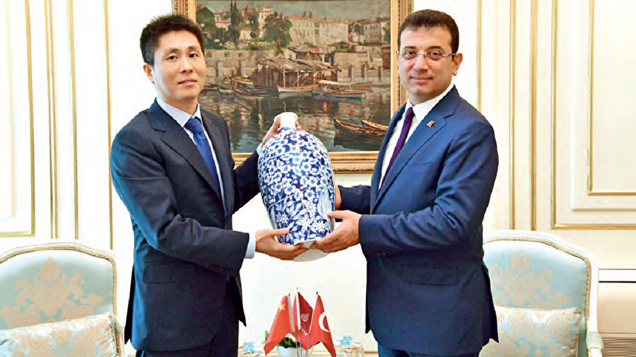 Çin sözkonusu olduğunda İmamoğlu’nun yağları öyle bir eriyor ki, bu durumu neyle izah etmeli?