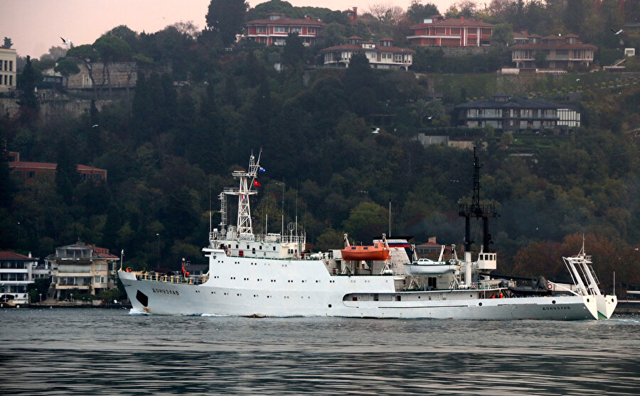 Rus istihbarat ve araştırma gemisi Boğaz'dan geçmişti.