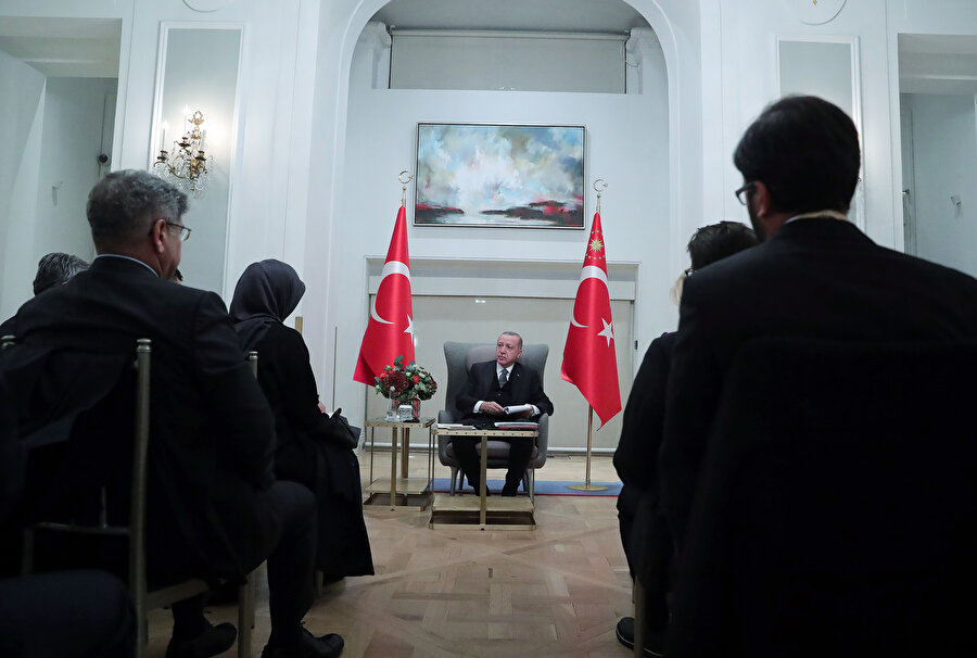 Cumhurbaşkanı Erdoğan Londra’da gazetecilere açıklamalarda bulundu.