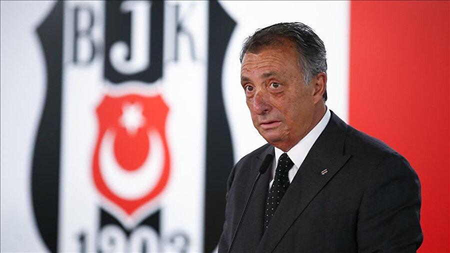 Ahmet Nur Çebi, Eski yönetimin sezon başında 16 milyon avroyu transfere harcayarak kulübe tanınan limiti aştığını belirtti.