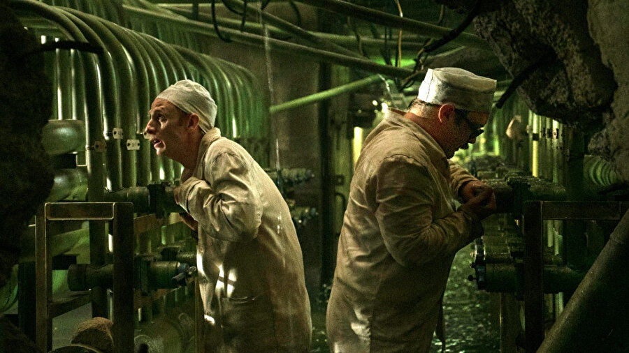  Chernobyl IMDB’de dizi kategorisinde 9.7 puanla ilk sıraya yerleşti.