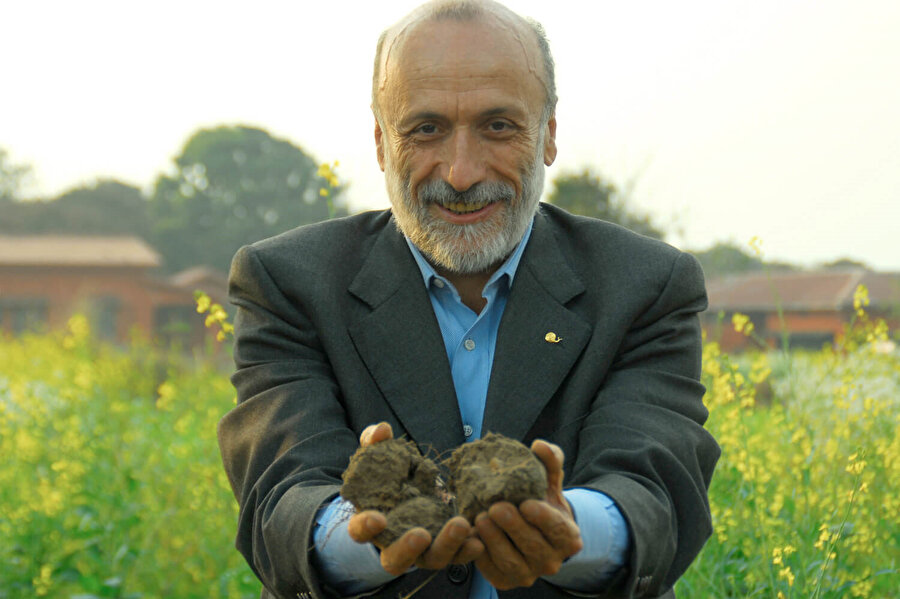 Carlo Petrini