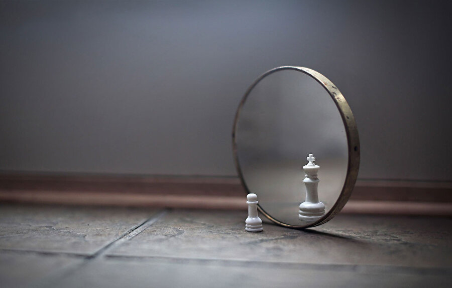 Şimdi oturup tepeden tırnağa düşünme vakti!