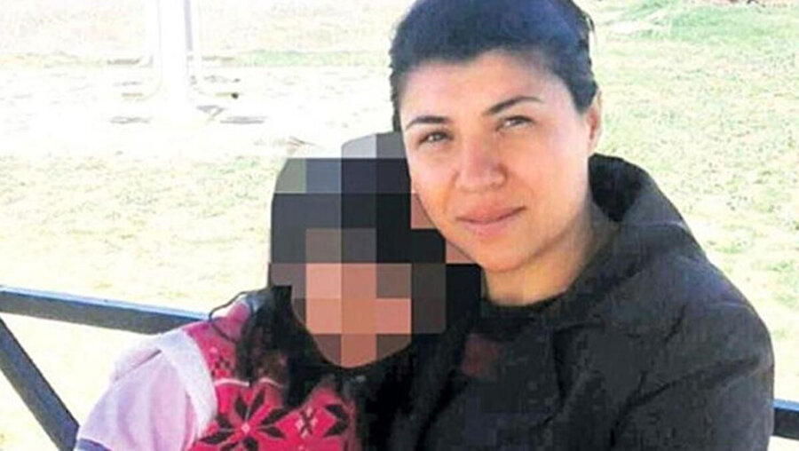 Eski eşi tarafından acımasızca kızının önünde öldürülen Emine Bulut