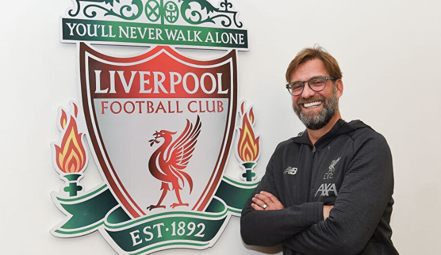 Liverpool Klopp ile 2024 yılına kadar sözleşme imzaladı.