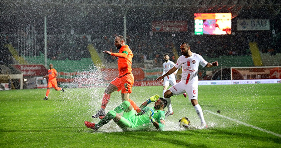 Aytemiz Alanyaspor son 5 lig maçında 4 puan topladı.