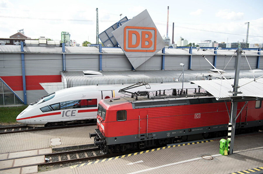  Deutsche Bahn.