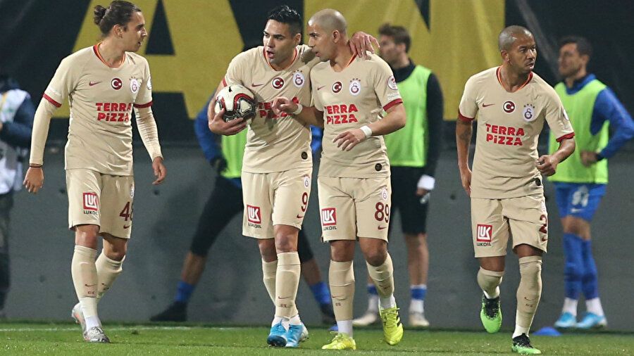 Falcao'nun golünün asistini Feghouli yaptı.
