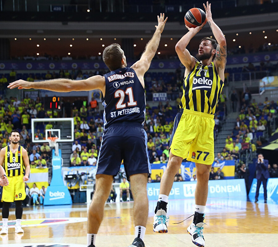 Fenerbahçe Beko bu sezon 10. mağlubiyetini aldı.