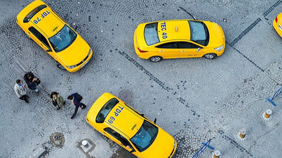 İstanbul'da hizmet veren taksiciler yerli otomobile geçiş için hazır oldukları mesajını verdi.