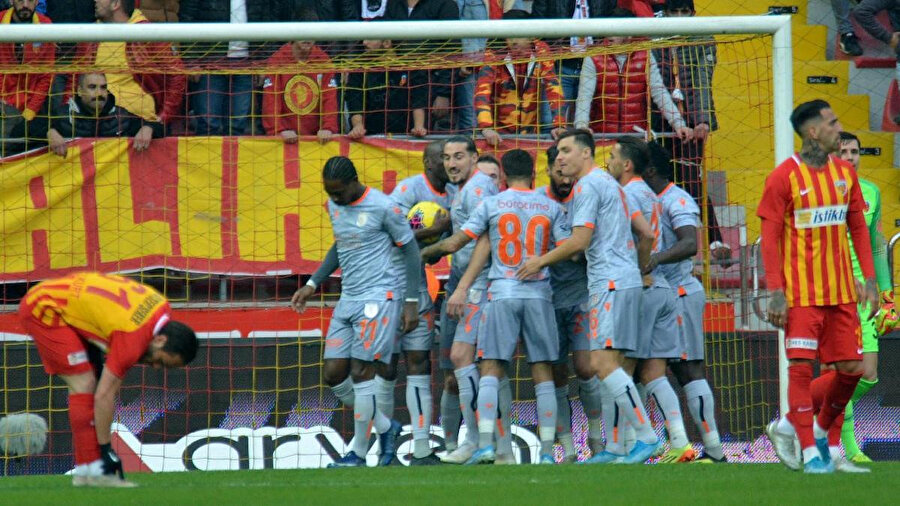 Başakşehir 14 maçtır ligde kaybetmiyor.