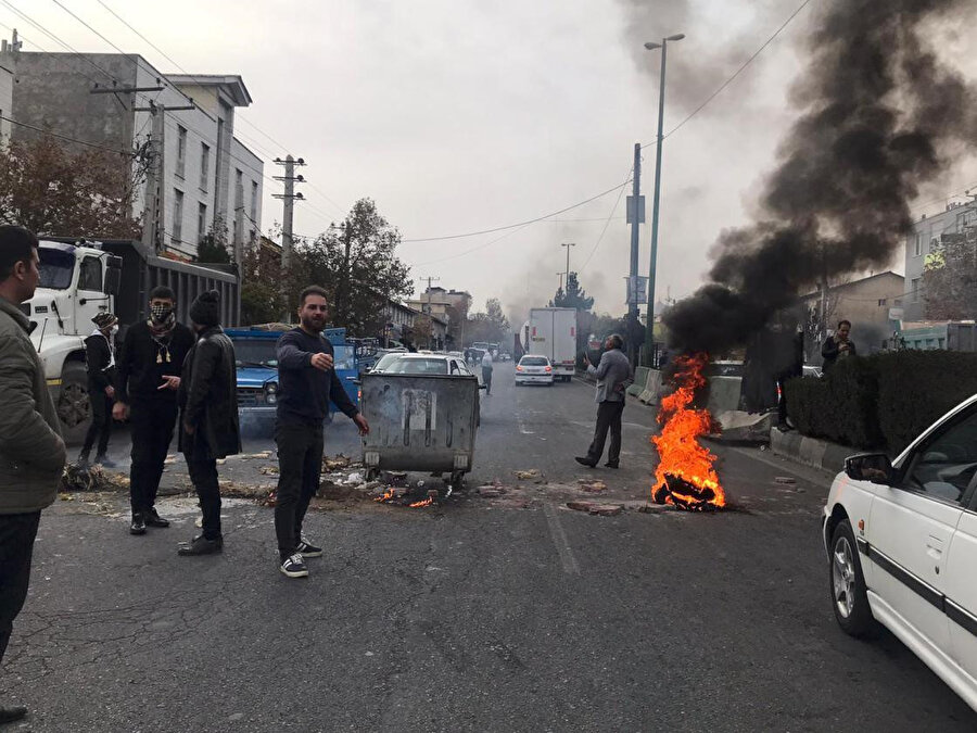 İran'da ise sokaklar uzun zamandır karışık. Fotoğraf / AA