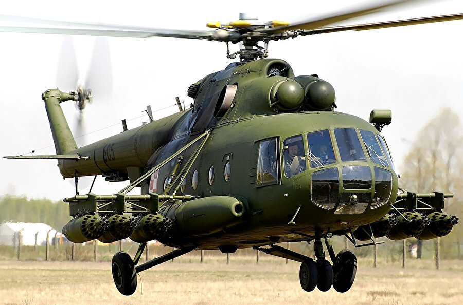 Rusya'da Mi-8 model helikopter düştü