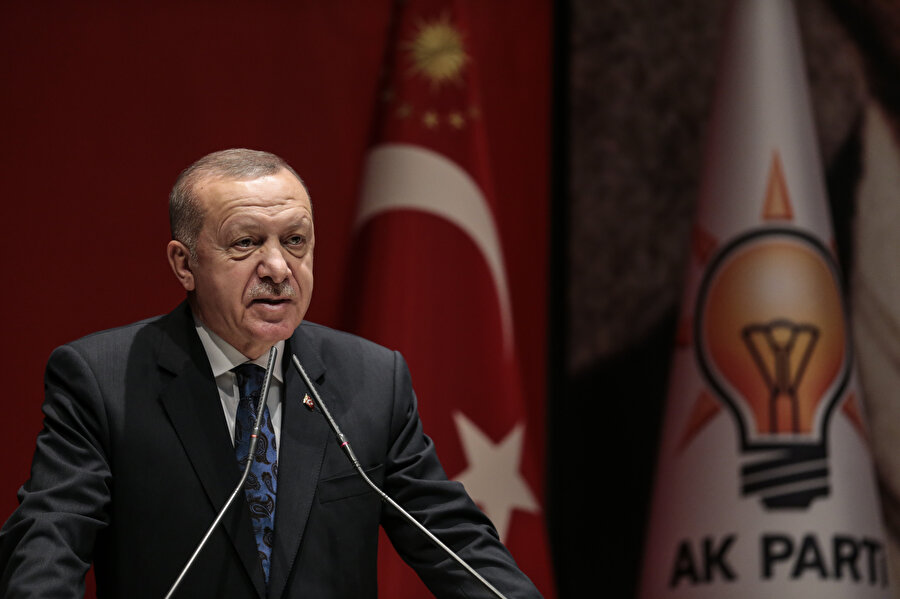 Cumhurbaşkanı Erdoğan, Genişletilmiş İl Başkanları Toplantısı'nda konuşma yaparken