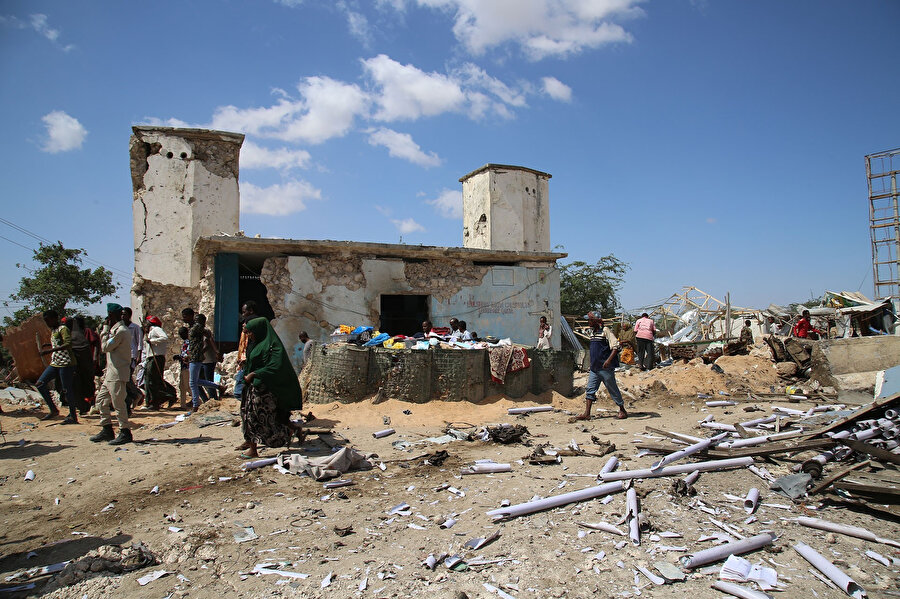 Somali'dki bombalı saldırıda 61 kişi hayatını kaybetti.
