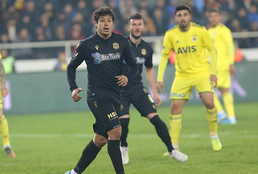 Guilherme ligin ilk yarısında Fenerbahçe karşısında 79 dakika görev almıştı.