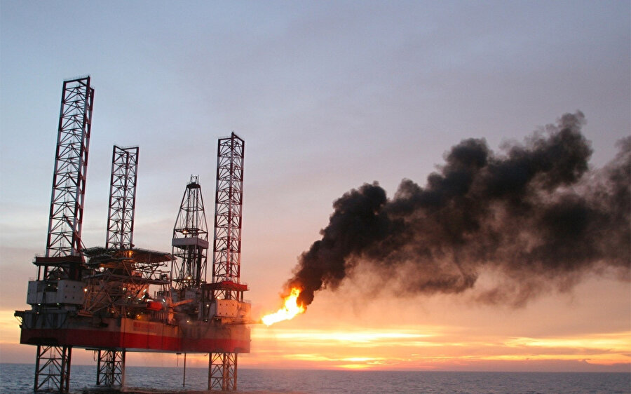 Petrol fiyatı ABD'nin saldırısı sonrası yükseldi.
