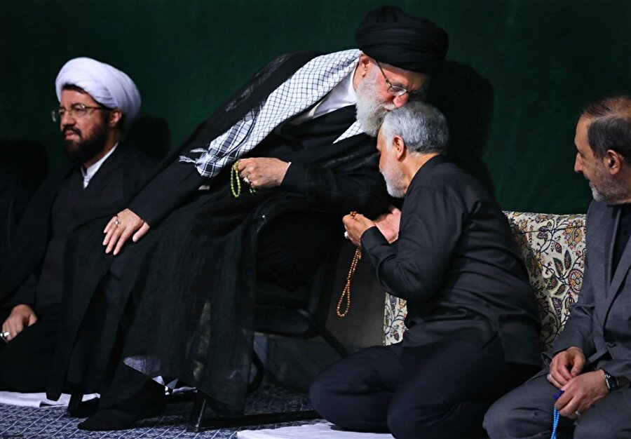 İran lideri Ayetullah Ali Hamaney ve General Kasım Süleymani.