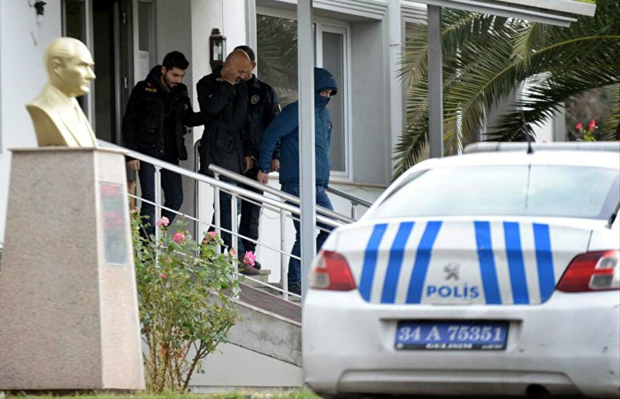 Nissan'ın firari eski CEO'su Carlos Ghosn'u Türkiye üzerinden Lübnan'a kaçırdığı iddia edilen 5 şüpheli tutuklandı.