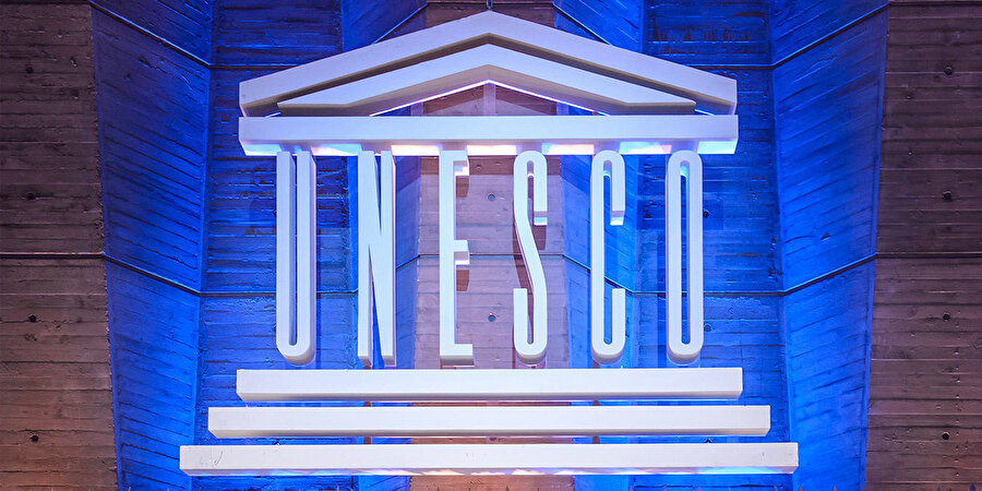 UNESCO ABD Başkanı Trump'ı uyardı.