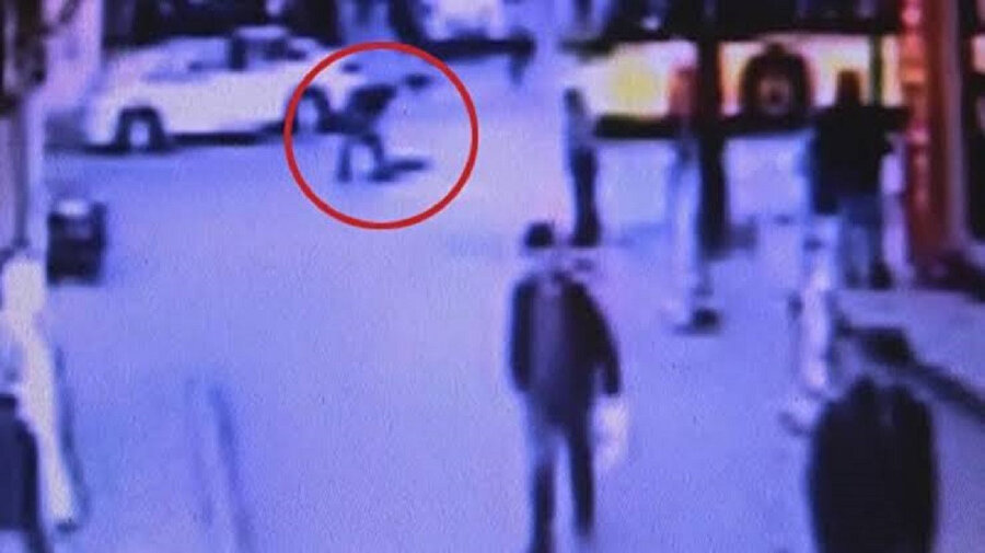 Binlerce intihar türü, şekli varken bir insan kendini neden kanalizasyon çukuruna atar?