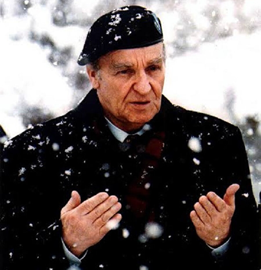 Aliya İzzetbegoviç