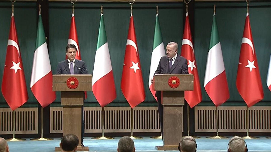 Cumhurbaşkanı Erdoğan ve İtalya Başbakanı Conte'nin basın toplantısı sırasında