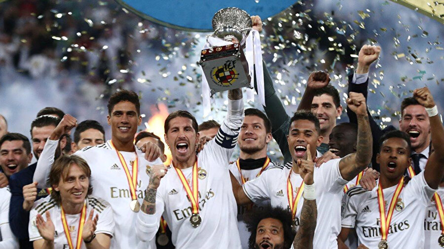 Real Madrid, Atletico Madrid'i penaltılar sonucunda 4-1 mağlup etti.