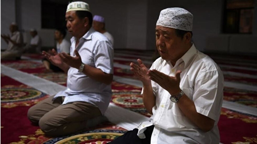 Çin'in ülkedeki Müslümanlara yönelik baskı ve yıldırma politikaları sürüyor.