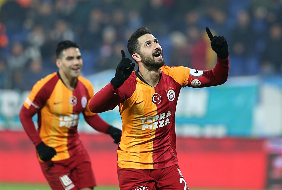 Emre Akbaba geçen sezon Rizespor maçında sakatlanarak sezonu kapatmıştı.