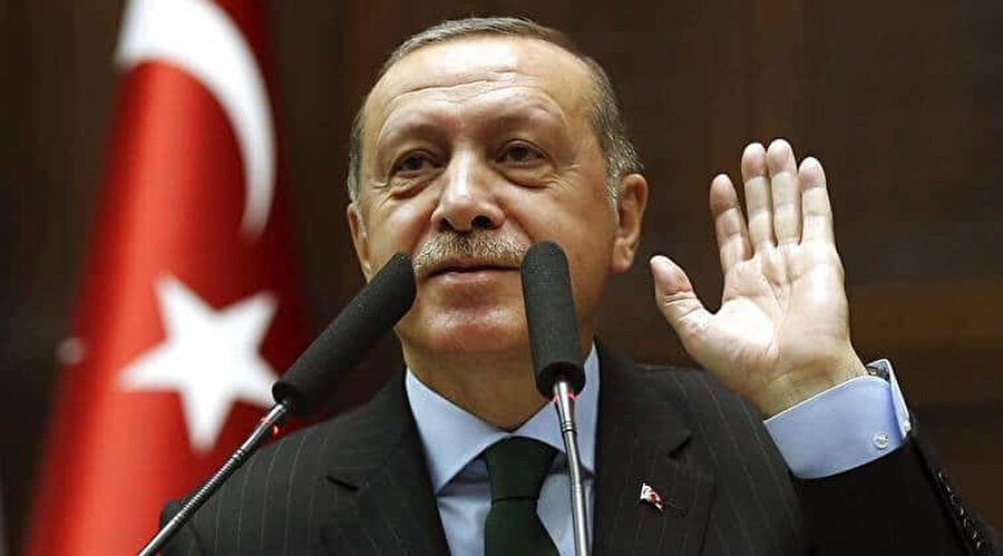 Besli, "Tayyip Erdoğan Türkiye ölçeğinde merkeze yerleşince, dünya ölçeğinde kendisine bir merkez işaretledi tabiri caizse, ona karşı muhalefet dilini sürdürüyor" diye konuştu...