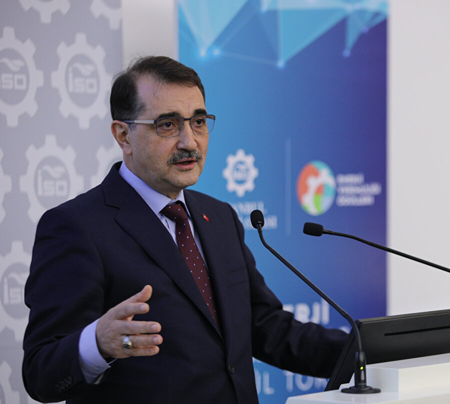 Bakan Dönmez, 17 Ocak'taki Enerji Verimliliği Ödül Töreni'nde konuşurken...