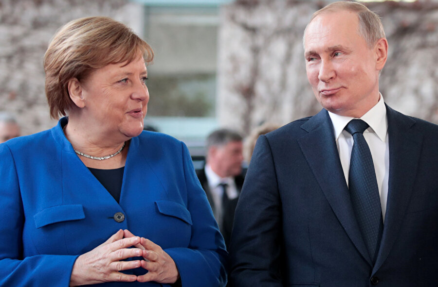 Almanya Başbakanı Angela Merkel ve Rusya Devlet Başkanı Vladimir Putin 