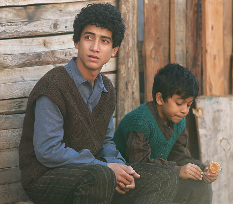 Film, Müslüm Gürses’in namına uygun olarak babalık/babasızlık temasını merkeze almış görünüyor. 