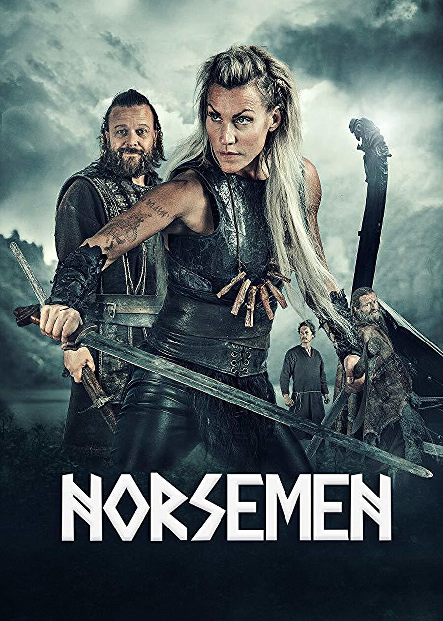 M.S. 790 yılında geçen ve Norheimli Vikinglerin gündelik hayatlarını konu alan bir Norveç dizisi olan Norsemen (Vikingane), son dönemin en eğlenceli komedi yapımları arasında yer alıyor. Dizide, Vikingane isimli küçük bir Viking köyünde yaşayan insanların güç mücadelesi, kardeş rekabeti, yağma, talan, köleleştirme ve sorunları şiddet yoluyla çözmeye dayanan yaşantıları ve arkadaşlıkları üzerinden Vikingler ve günümüzde politik doğruculuklarıyla dikkat çeken İskandinav toplumları incelikle ve eğlenceli bir yolla hicvediliyor. NRK TV yapımı dizi, her biri ortalama 30 dakikalık 12 bölümden oluşuyor.
