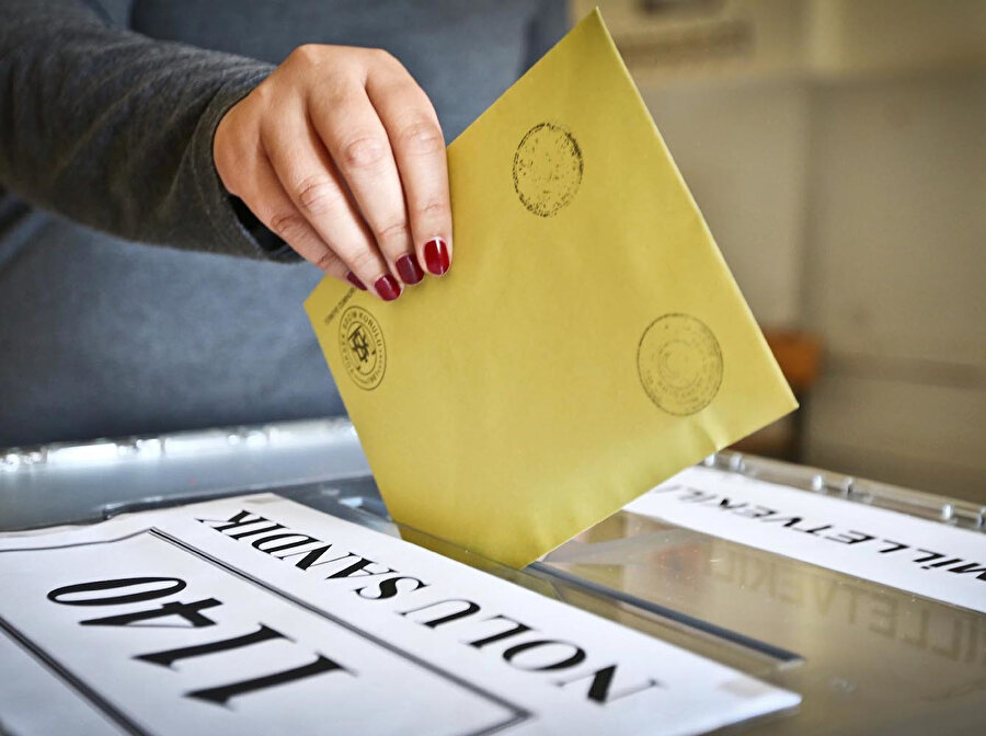 Seçimlerde kullanılan oy zarfı- Arşiv