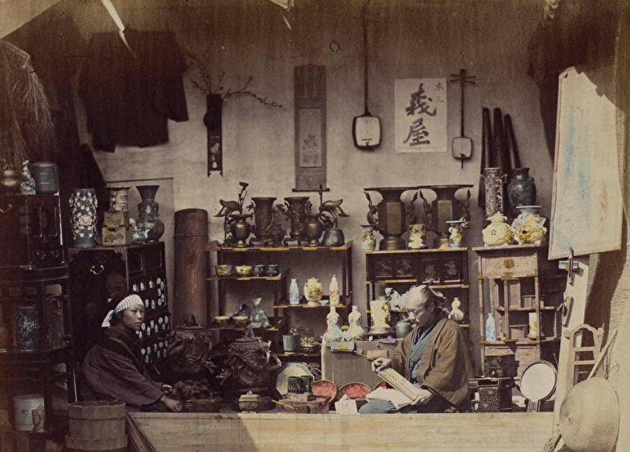 Savaş ile kurgu arasında ilklerin fotoğrafçısı : Felice Beato