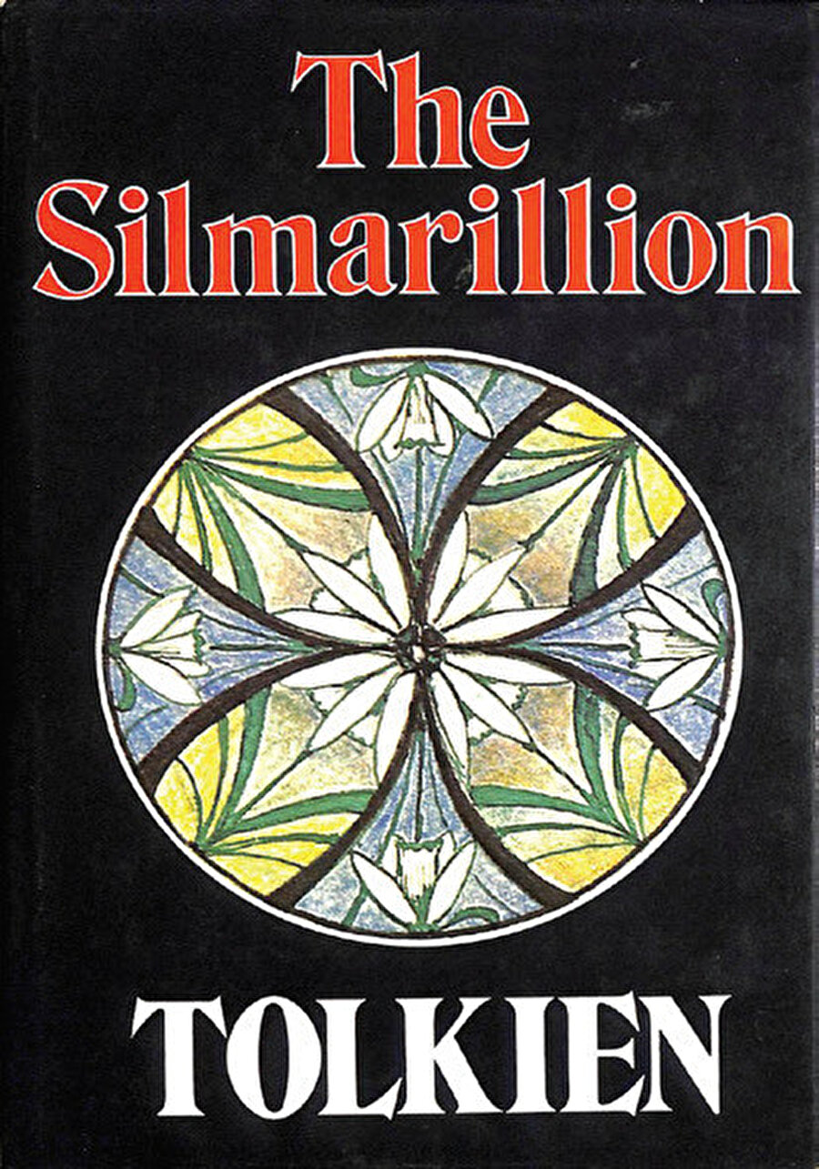 Silmarillion, Orta Dünya’da daha uzun konaklayacaklar için olmazsa olmazların başındadır.