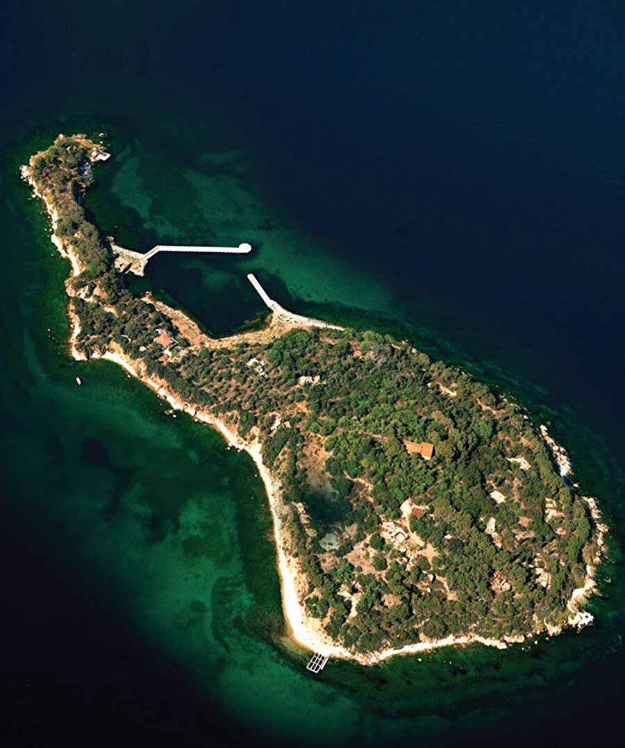 Prens adalarının en küçük unvanına sahip olan Kaşık adası